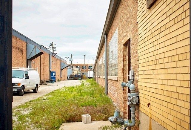 2600 Washington Boulevard R4-R5, Bellwood, IL 60104
