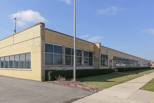 2600 Washington Boulevard R4-R5, Bellwood, IL 60104