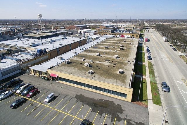 2600 Washington Boulevard R4-R5, Bellwood, IL 60104