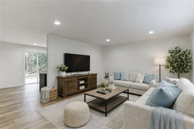 4030 Hidden Hollow Terrace, Gainesville, GA 30506