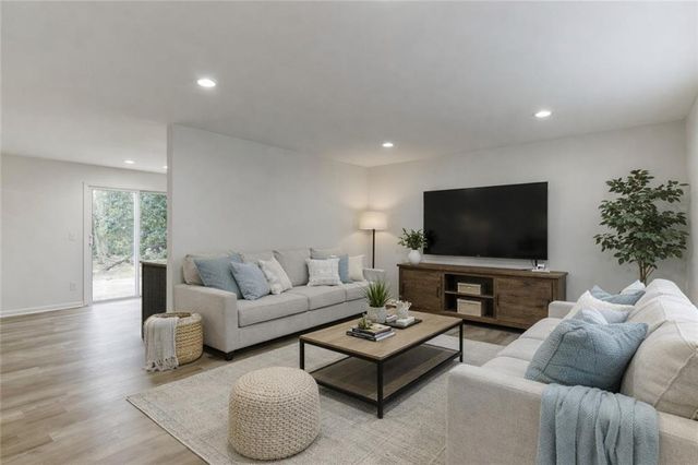 4030 Hidden Hollow Terrace, Gainesville, GA 30506