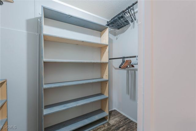 1910 Evans RD, Labelle, FL 33935