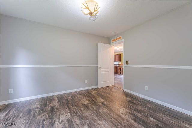 1910 Evans RD, Labelle, FL 33935