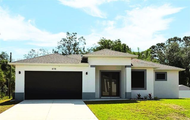 618 Sheldon Avenue, Lehigh Acres, FL 33936