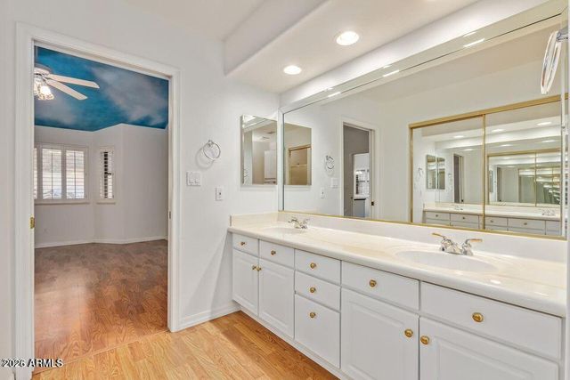 5830 E MCKELLIPS Road 64, Mesa, AZ 85215