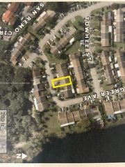 1459 Yellowthroat St, Homestead, FL 33035