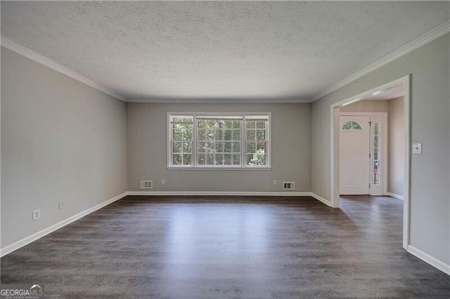 115 Brookshire Drive, Fayetteville, GA 30215
