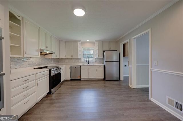 115 Brookshire Drive, Fayetteville, GA 30215