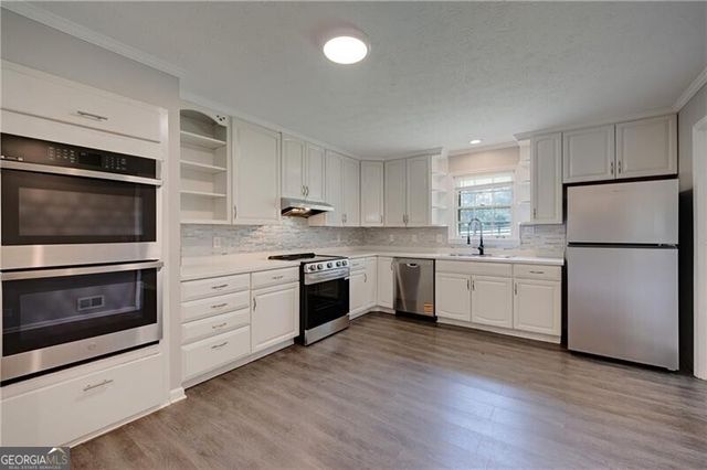 115 Brookshire Drive, Fayetteville, GA 30215