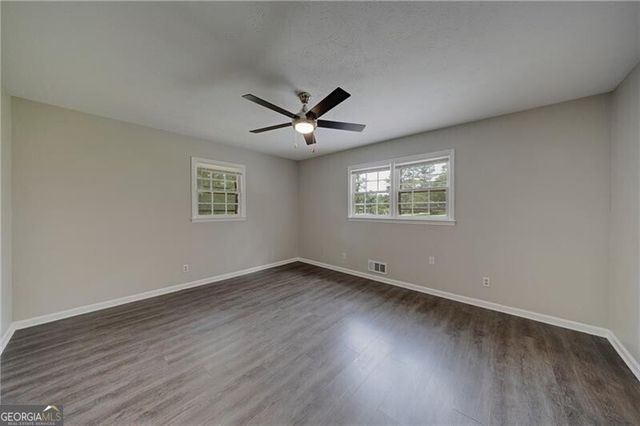 115 Brookshire Drive, Fayetteville, GA 30215