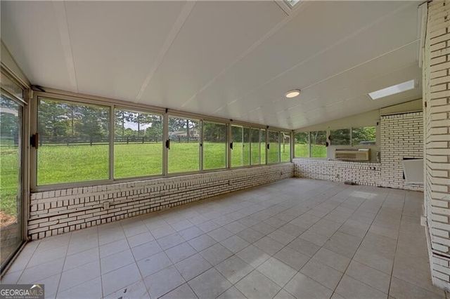 115 Brookshire Drive, Fayetteville, GA 30215