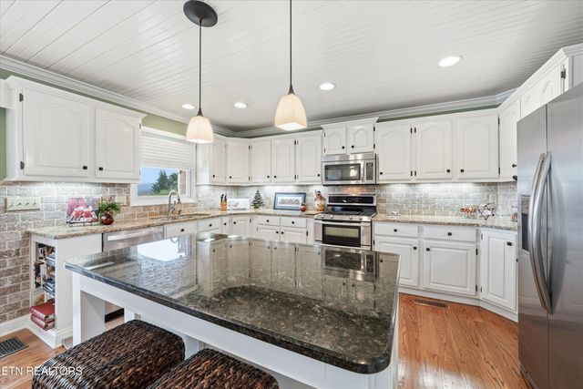 4002 Legends Way, Maryville, TN 37801