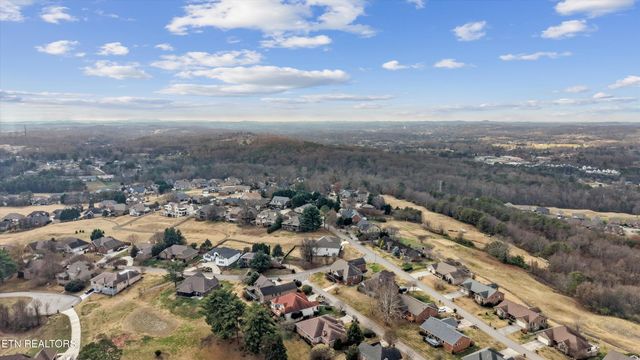 4002 Legends Way, Maryville, TN 37801