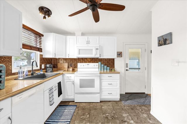 1229 DUSTIN DRIVE, The Villages, FL 32159