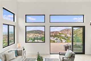 6226 E Cliffway Drive, Orange, CA 92869