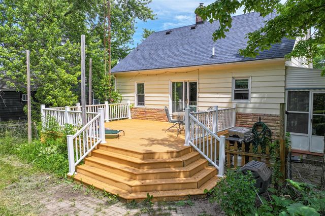1446 Mintola Avenue, Flint, MI 48532