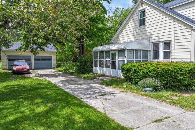 1446 Mintola Avenue, Flint, MI 48532
