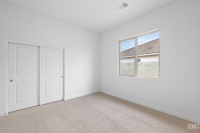 3719 Pathway Court, Bakersfield, CA 93311