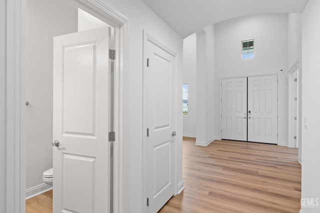 3719 Pathway Court, Bakersfield, CA 93311