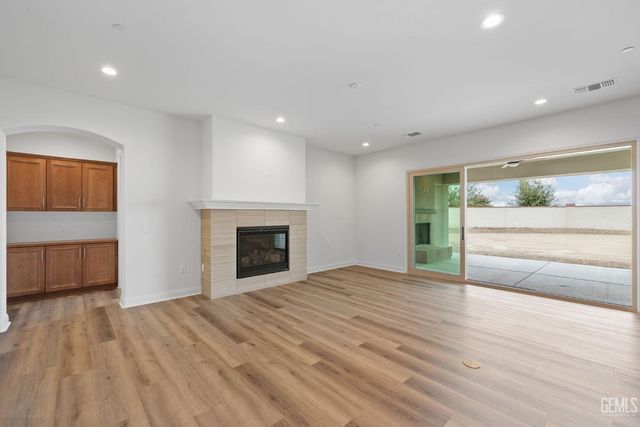 3719 Pathway Court, Bakersfield, CA 93311