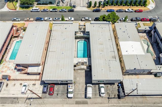 7370 Neo Street, Downey, CA 90241