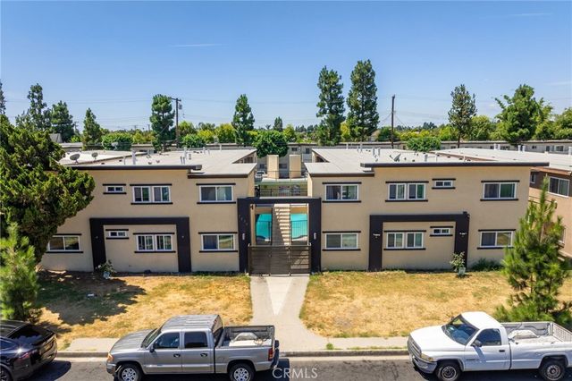 7370 Neo Street, Downey, CA 90241