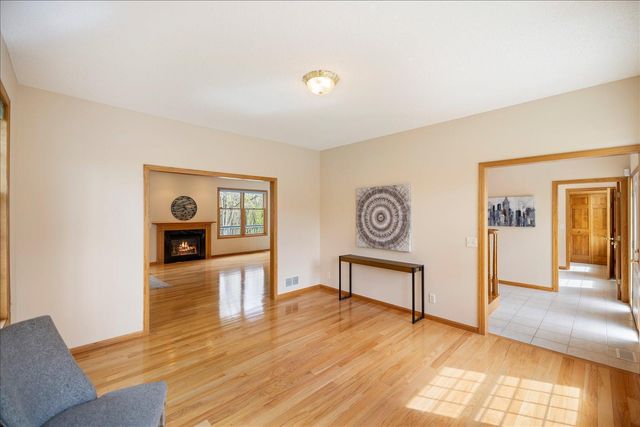 2225 75th Street E, Inver Grove Heights, MN 55077