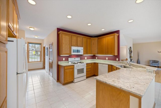 2225 75th Street E, Inver Grove Heights, MN 55077