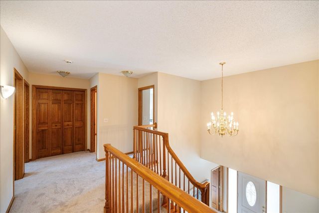 2225 75th Street E, Inver Grove Heights, MN 55077