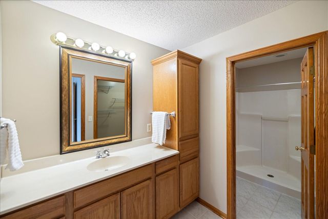 2225 75th Street E, Inver Grove Heights, MN 55077