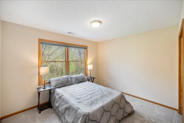 2225 75th Street E, Inver Grove Heights, MN 55077