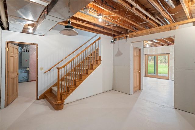 2225 75th Street E, Inver Grove Heights, MN 55077