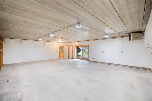 2225 75th Street E, Inver Grove Heights, MN 55077