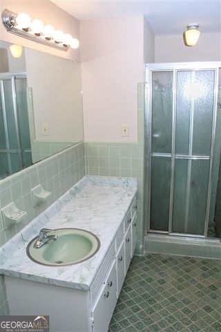 6202 Lance Lane, Riverdale, GA 30274