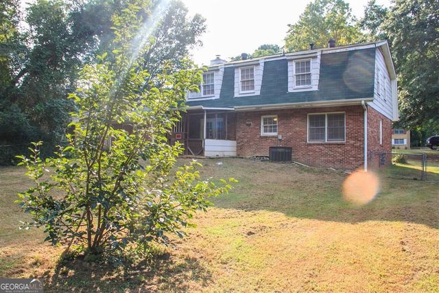 6202 Lance Lane, Riverdale, GA 30274