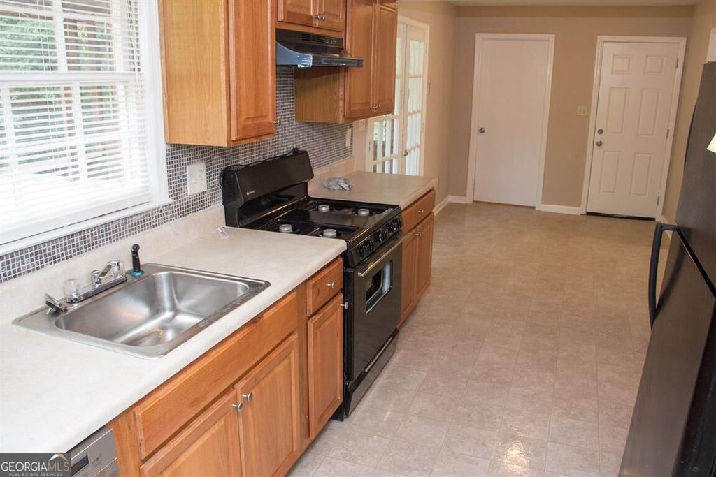 6202 Lance Lane, Riverdale, GA 30274 — photo 5