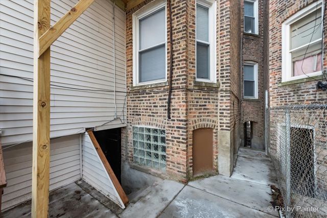 5038 W Fulton Street, Chicago, IL 60644