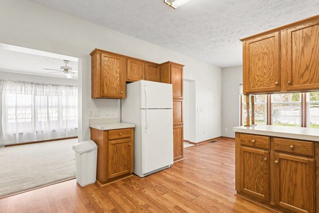 700 Hillcrest Lane, Crystal Lake, IL 60014