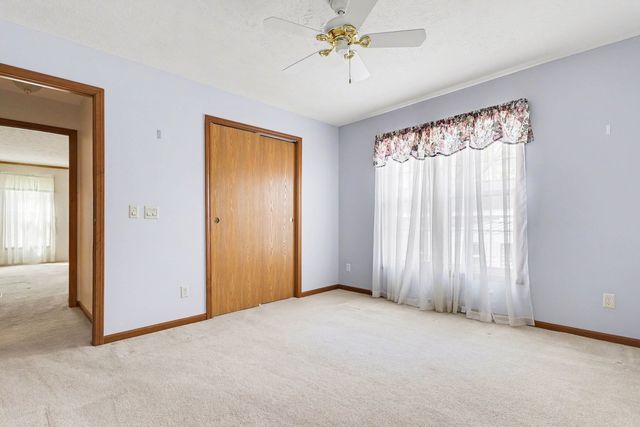 700 Hillcrest Lane, Crystal Lake, IL 60014
