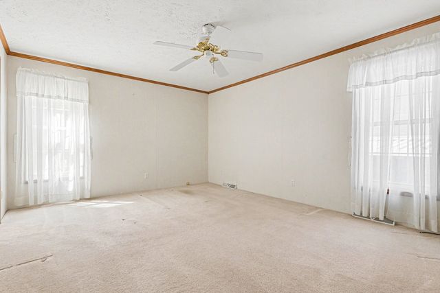 700 Hillcrest Lane, Crystal Lake, IL 60014