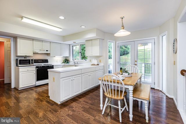 8517 ELLICOTT VIEW RD, Ellicott City, MD 21043