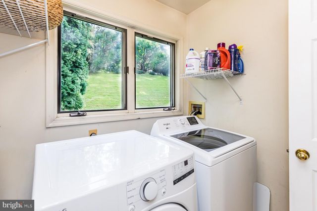 8517 ELLICOTT VIEW RD, Ellicott City, MD 21043