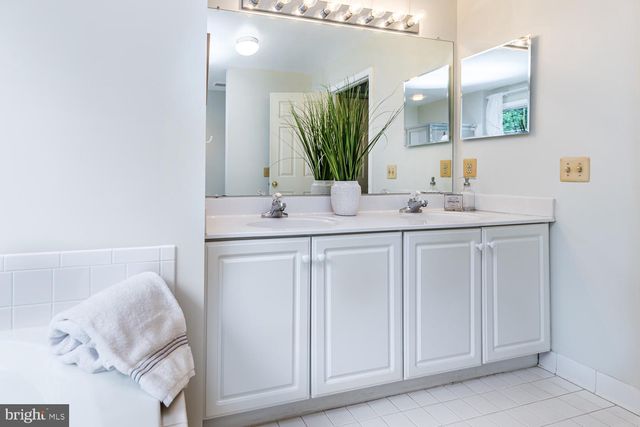 8517 ELLICOTT VIEW RD, Ellicott City, MD 21043