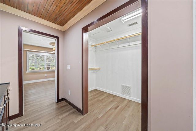 9670 Mockingbird Lane, Sebastian, FL 32976