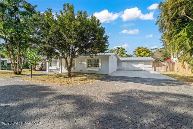 9670 Mockingbird Lane, Sebastian, FL 32976