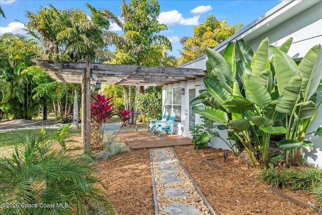 9670 Mockingbird Lane, Sebastian, FL 32976