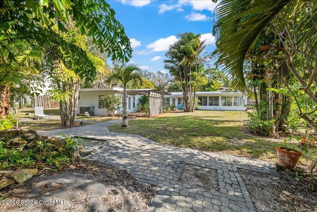 9670 Mockingbird Lane, Sebastian, FL 32976