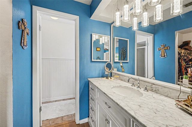 8390 SOMERSET DRIVE, Largo, FL 33773