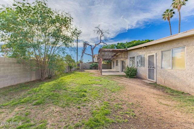 5937 W COOLIDGE Street, Phoenix, AZ 85033