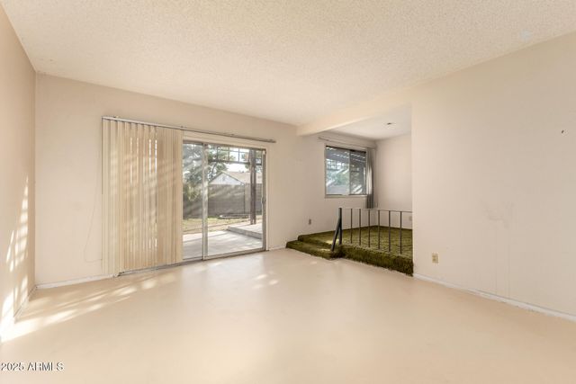 5937 W COOLIDGE Street, Phoenix, AZ 85033